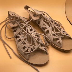 Massimo supply Co. Gladiator Sandals size 8.5 Tan